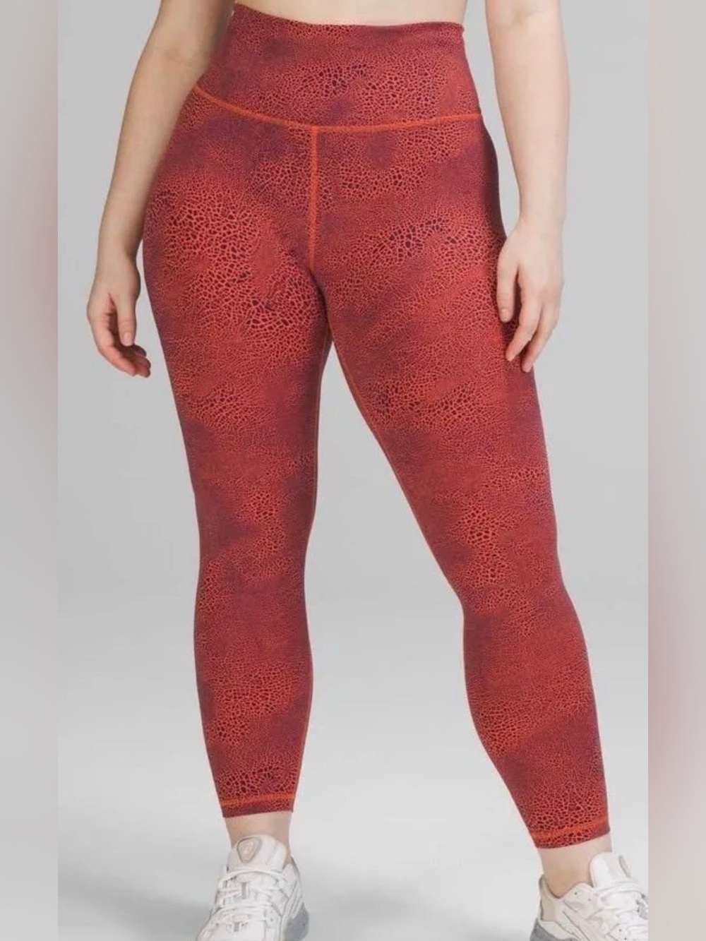 95. NWOT Lululemon Wunder Train High-Rise Tight 25" Sz 14